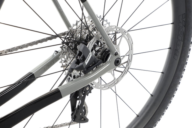 Haro Bikes Haro Bikes Buzzard Carbon 2 - Gloss Jet Black Grey / Copper &vert; fahrrad.de Hotsell