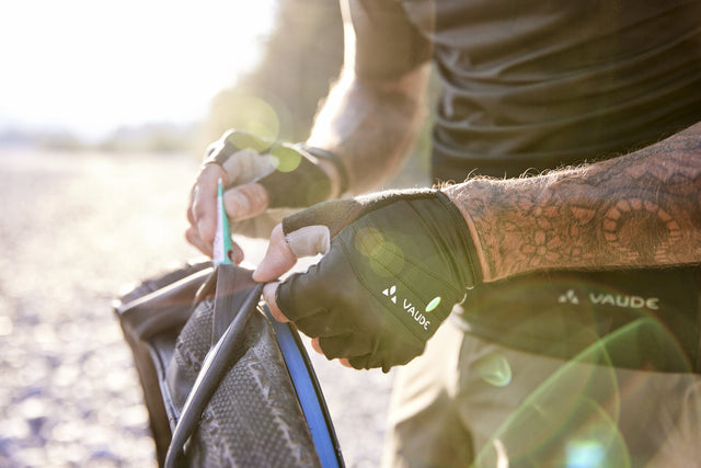 VAUDE VAUDE Active Handschuhe Herren schwarz/grau &vert; fahrrad.de Versandkostenfrei
