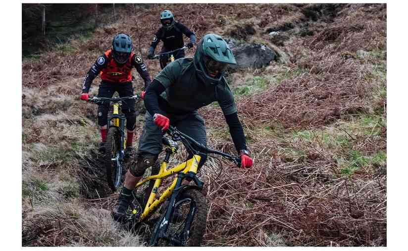 Endura MT500 Hartschalen Knieprotektor Neueste Stile
