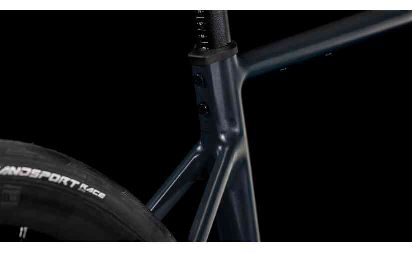 Cube Attain Race - 28 Zoll - Diamant - 2025 Online