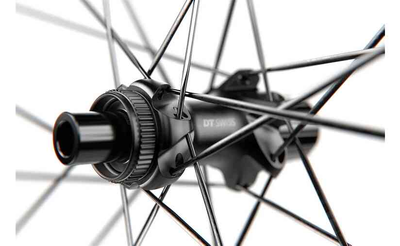 DT Swiss E 1800 Spline DB 30 29"- Hinterrad Shimano ROAD JETZT KAUFEN